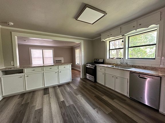 5th image of 5215 Avenue A