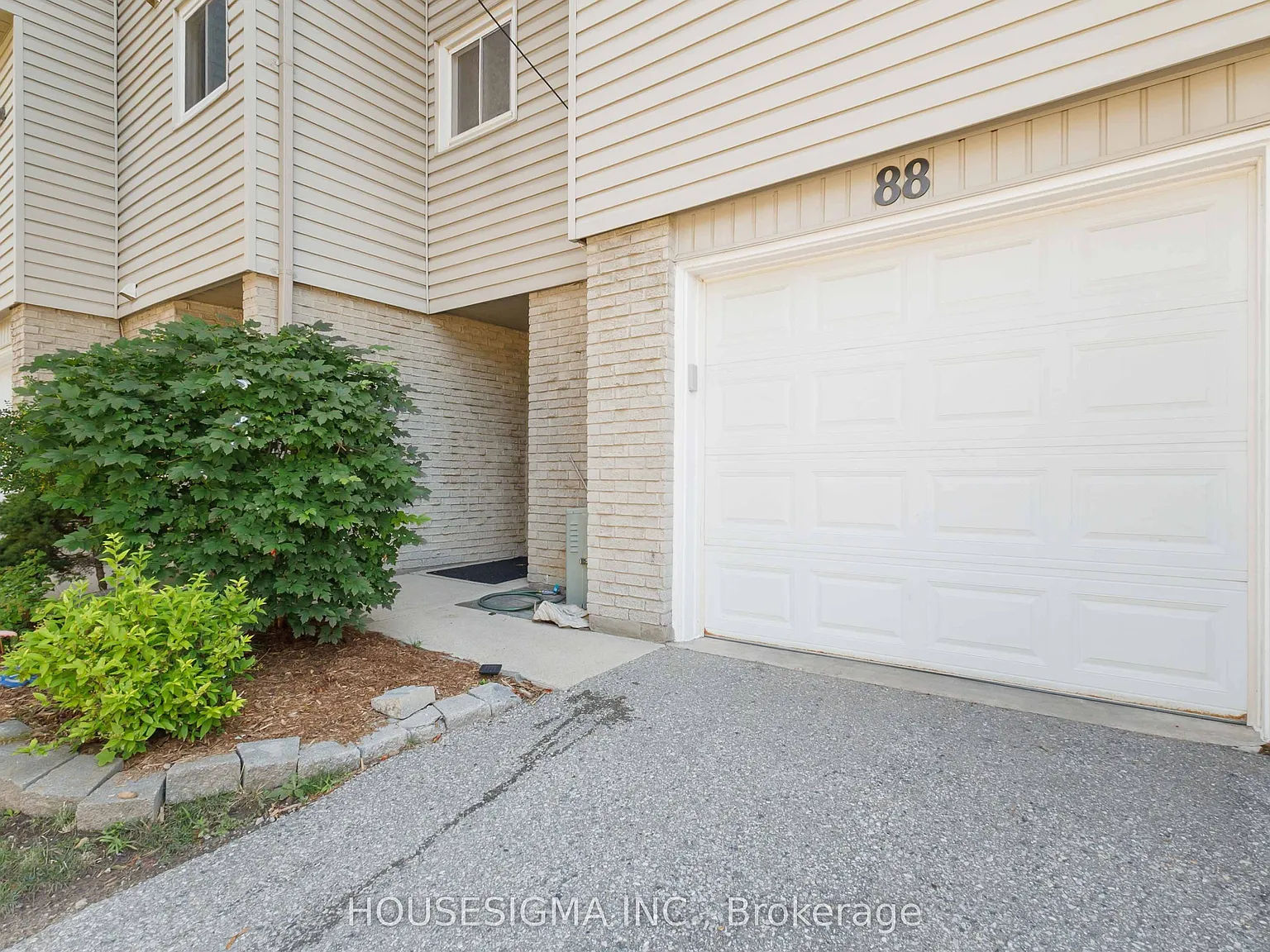 3 bed, $2,500 — Photo 4