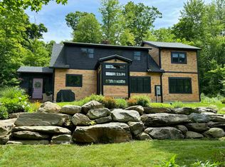 177 Browns River Rd, Essex Junction, VT 05452