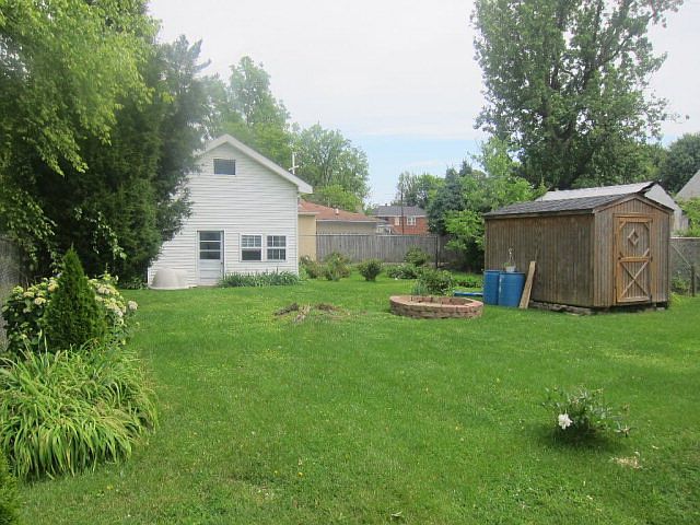 2nd image of 1817 Willis Ave