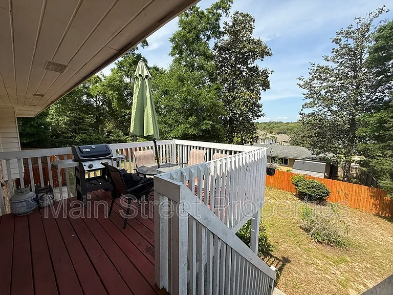 3660 Molaree Dr — Photo 40