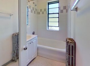 601 W Deming Pl #405, Chicago, IL 60614