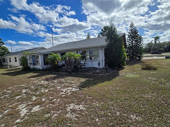 4th image of 211 Rickenbacker Dr