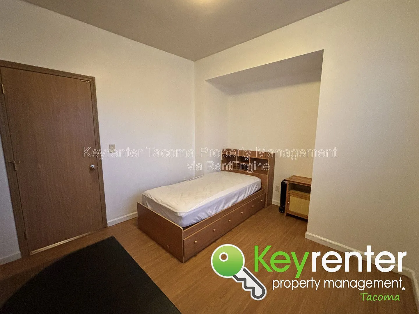 1 bed, 1.0 bath, $700 — Photo 4