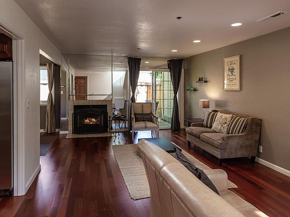 3rd image of 1327 Alma St
