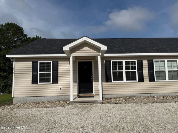 201 Fire Tower Rd #1 & 2, Richlands, NC 28574