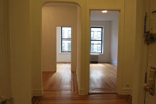 Rented by Manhattan Best Realty, Inc. | media 15