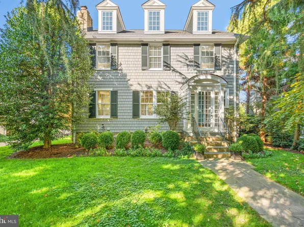 31 Quincy St, Chevy Chase, MD 20815