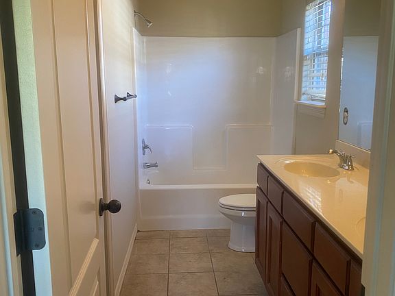 2nd image of 238 Copper Oaks Dr