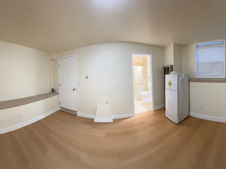 126 Margaret Ave — Photo 35