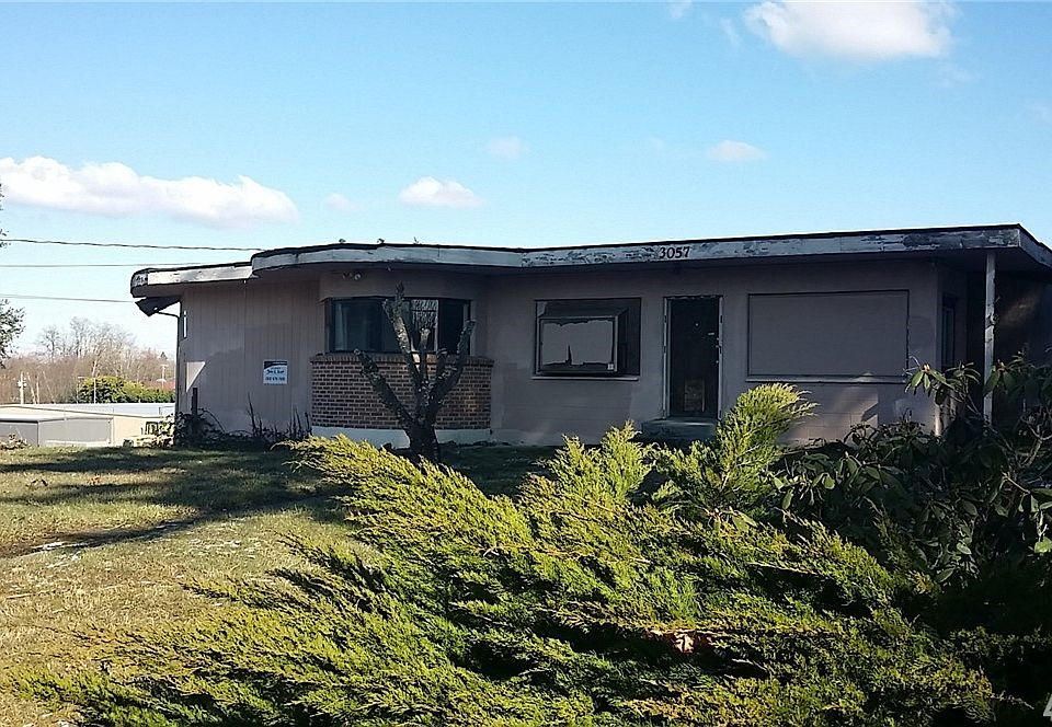 1st image of 3057 Harold Dr SE