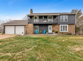 375 Sunfield Pl, Ballwin, MO