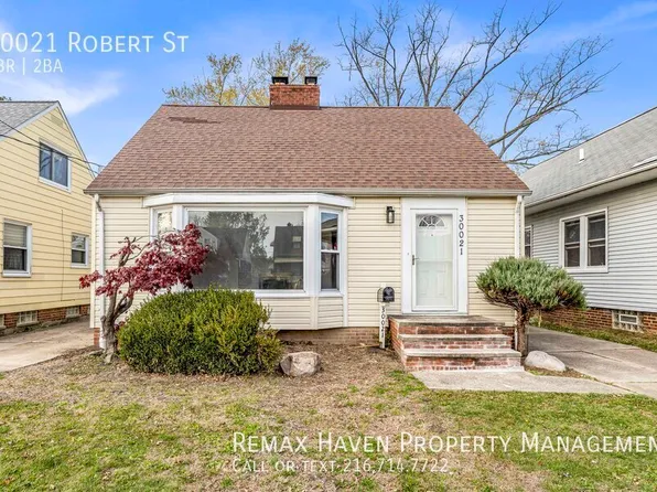 30021 Robert St, Wickliffe, OH 44092
