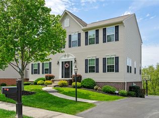 2009 Eagle Ridge Dr, Valencia, PA 16059