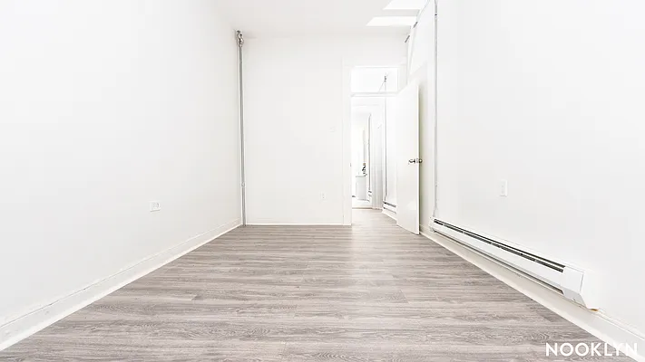 Rented by Nooklyn NYC LLC | media 13