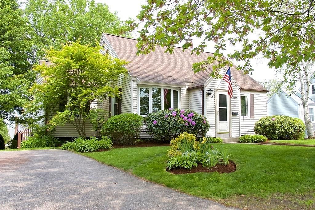 170 Chester St, Worcester, MA 01605 Zillow