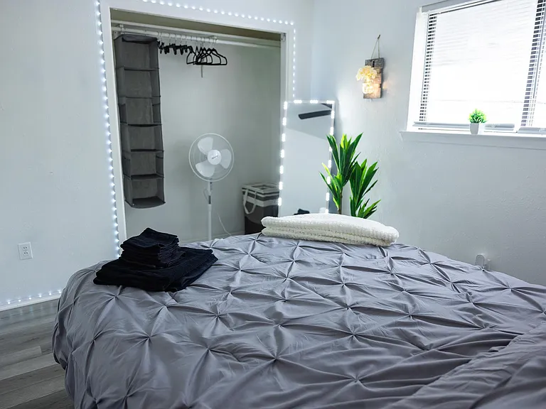 708 Navidad St #B — Photo 14