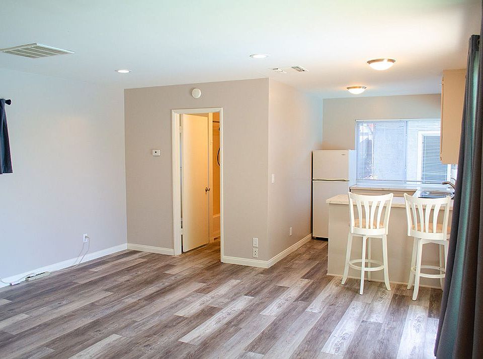 1st image of 219 Essex St #A