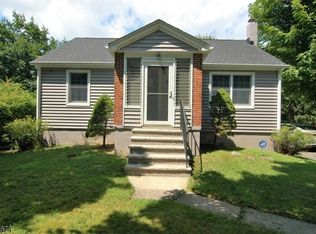 103 Eyland Ave, Succasunna, NJ 07876