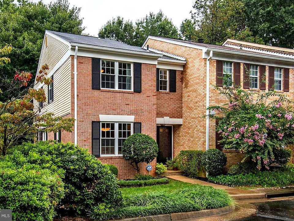 1st image of 5721 Heritage Hill Ct