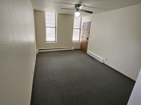 483 Loras Blvd #3