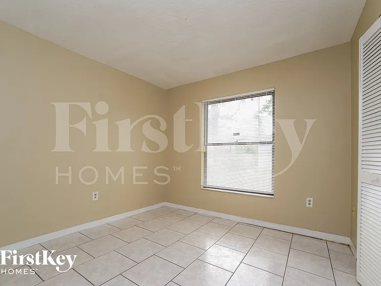 571 Degroodt Rd SW — Photo 11