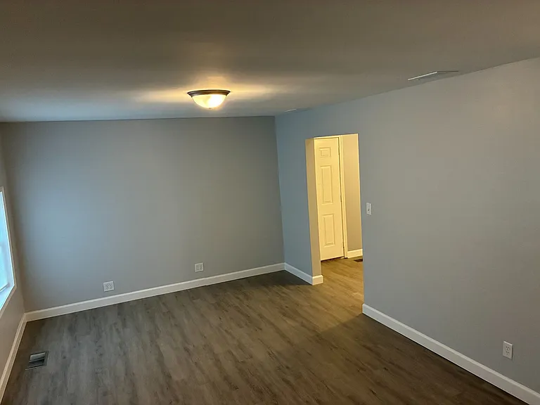 1315 Loral Ave — Photo 13