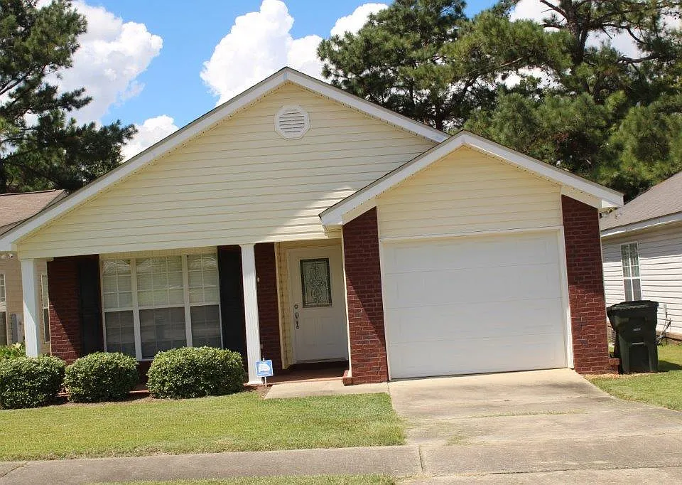 120 Thistlewood Dr