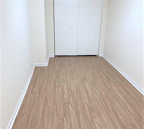 4th image of 2324 W Wilson Ave #G