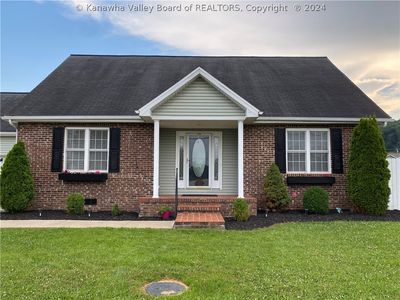 219 Clubhouse Dr, Evans, WV, 25241