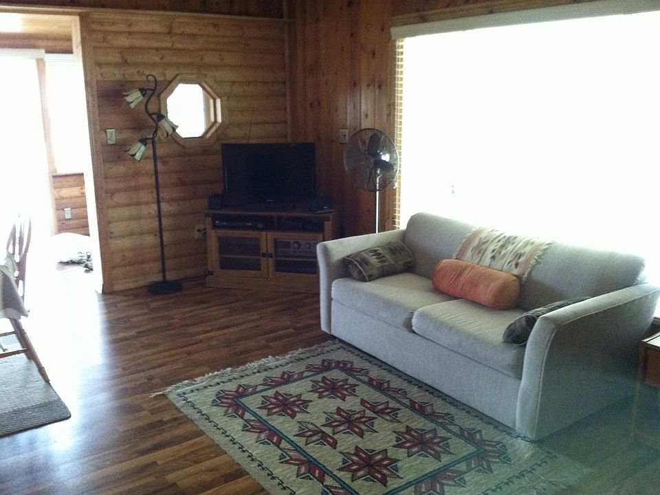 1st image of 6354 Marina Dr