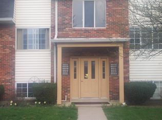 8811 Washington Colony Dr, Centerville, OH 45458