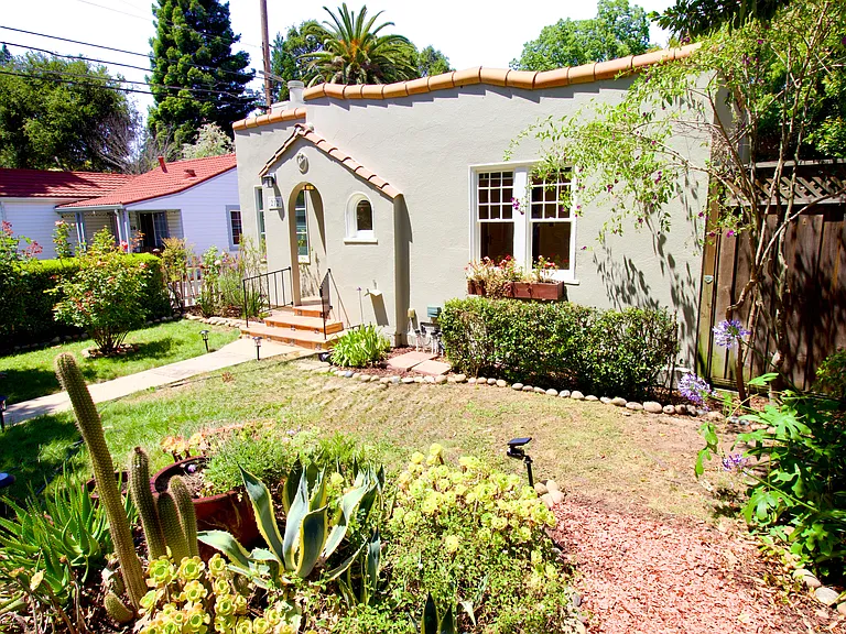 212 Gilbert Ave — Photo 33