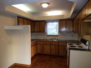 86 Port St, Crane, MO 65656