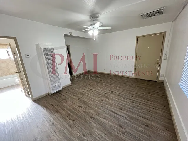 2225 College Street — Photo 5