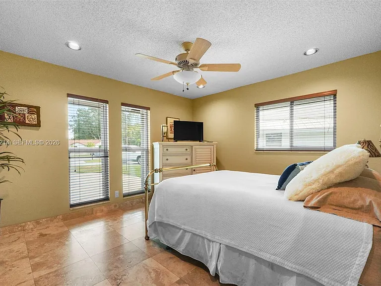 6975 Bianchini Cir — Photo 13