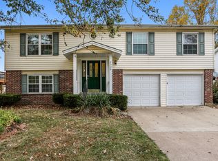 2328 Bensonhurst Dr, Florissant, MO