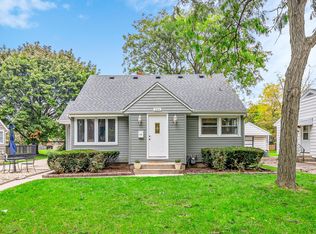 226 Pearl St, Cary, IL 60013