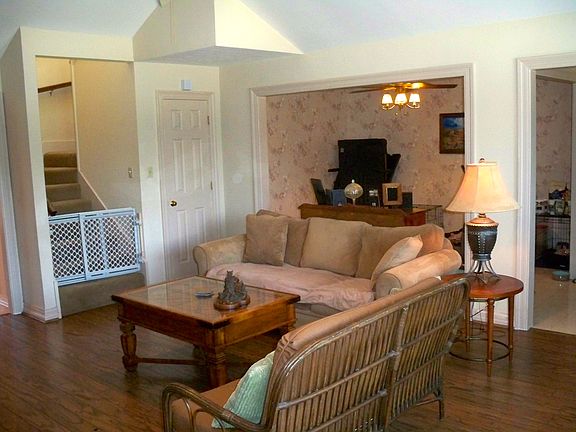 5th image of 3201 San Sebastian Dr Suite C