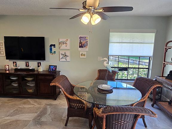 3rd image of 9595 Halyards Ct APT 11
