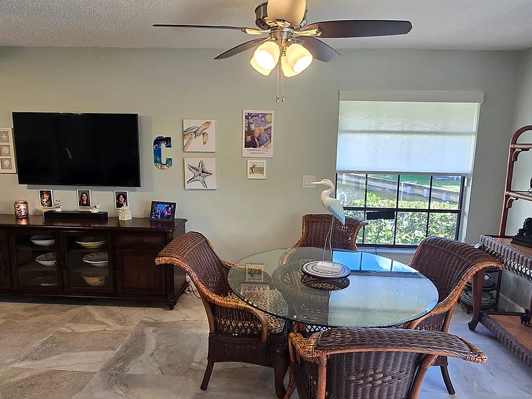 9595 Halyards Ct #11 — Photo 3