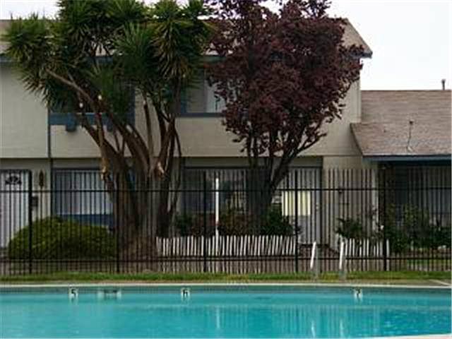 1st image of 496 Owlswood Way