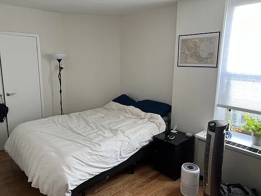 Rented by R New York | media 3