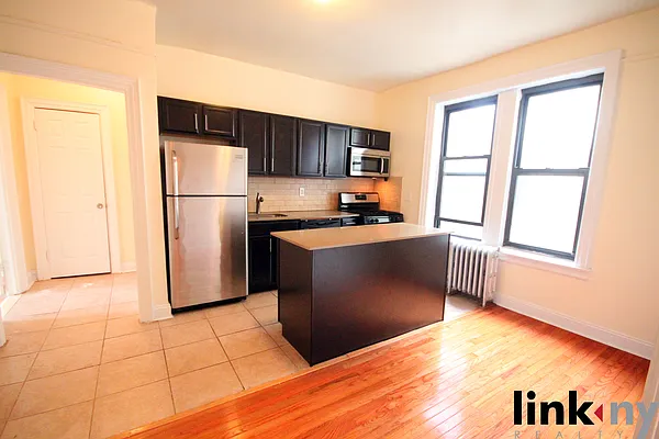 Rented by Link NY Realty | media 20