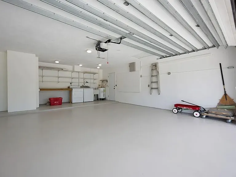3379 Bougainvillea St — Photo 26