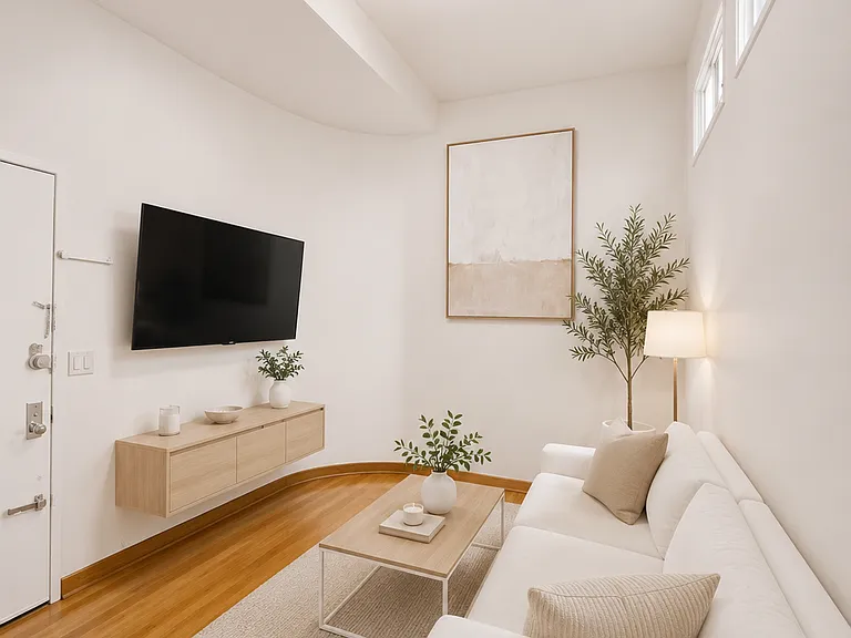 270 W 22nd St #2 — Photo 7