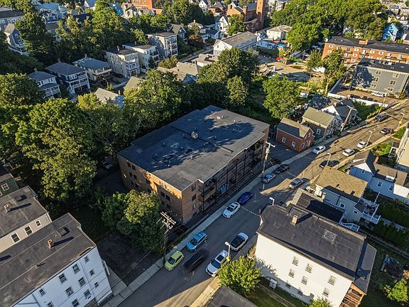 5th image of 10 Coffey St APT 25