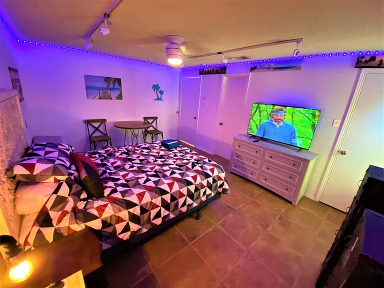 847 Middle Run Ct — Photo 61