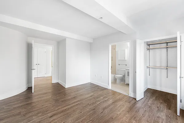 Rented by Stonehenge NYC LLC | media 6