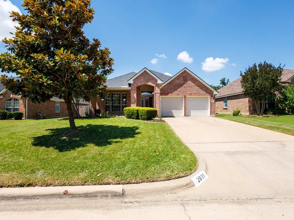 2611 Logan Dr, Mansfield, TX 76063